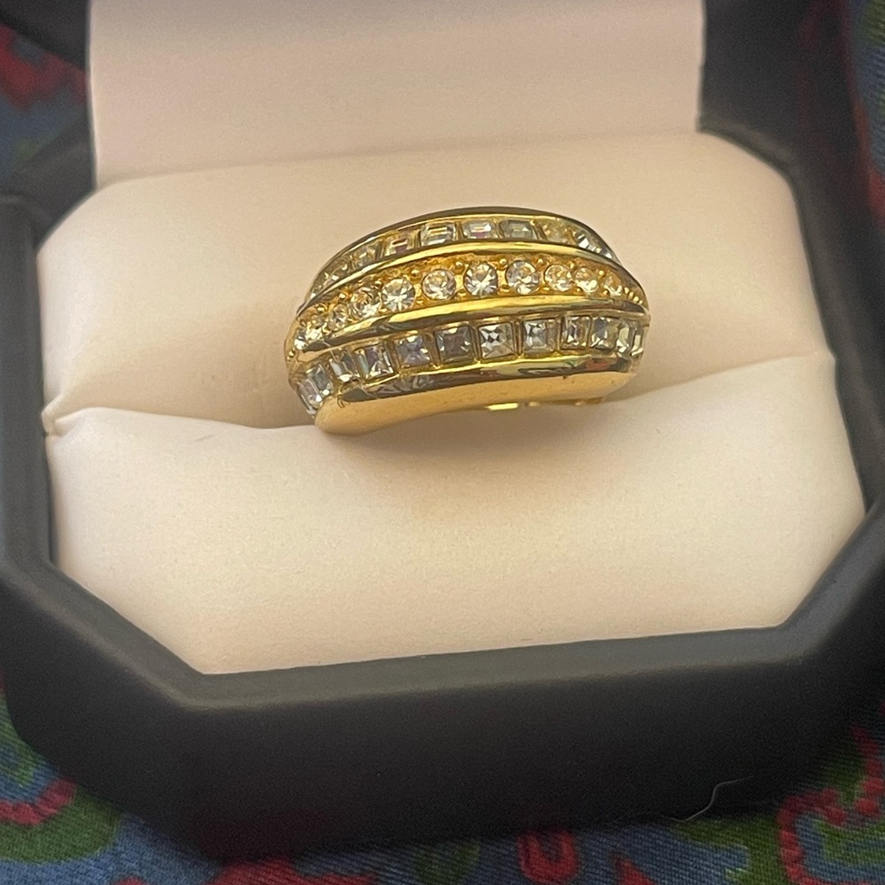 Christian Dior Vintage Gold Crystal Statement Ring – Signed, Size 6.5